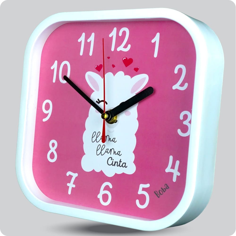 Jam Dinding Analog Karakter Anak Boba Llama Cinta JDBOBABB1102-5454LCIN