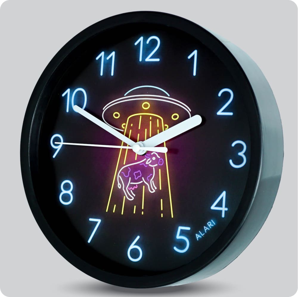 Jam Dinding Analog Karakter Anak Alari Alien Abduction JDALARAL1222-1668ALI