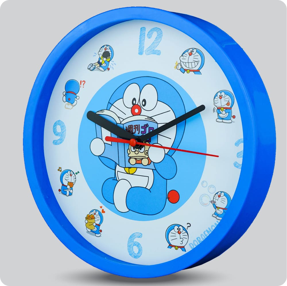 Jam Dinding Analog Karakter Anak No Brand Baca Komik JDDORANN1222BK