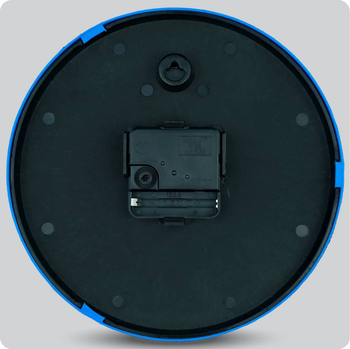 Jam Dinding Analog Karakter Anak No Brand Baca Komik JDDORANN1222BK