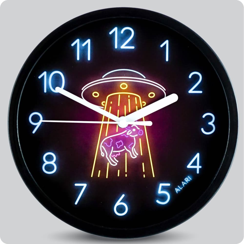 Jam Dinding Analog Karakter Anak Alari Alien Abduction JDALARAL1222-1668ALI