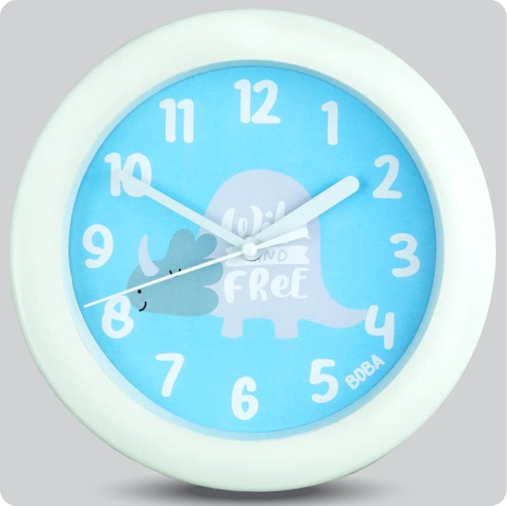 Jam Dinding Analog Karakter Anak Boba Wild And Free JDBOBABB1212-805WIL
