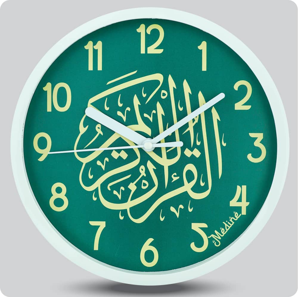 Jam Dinding Analog Kaligrafi Medine Hijau JDMEDIMD1234KQHIJ
